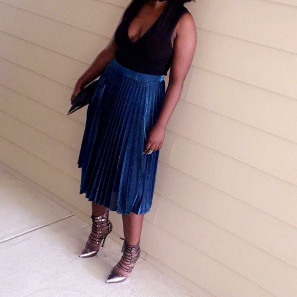 Small pleated skirt